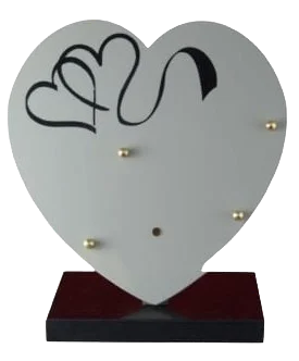 Plaque 2109C en céramique blanche décor gravé double cœur